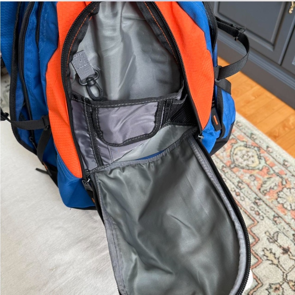 High Sierra Backpack - Picture 2 of 6